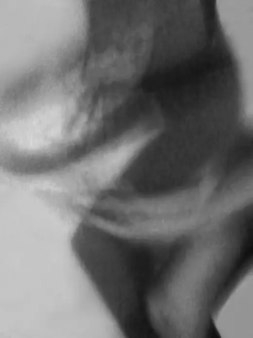 Bodyshapes, photographie digitale abstraite noir et blanc #4 Bodyshapes, photographie digitale abstraite noir et blanc #4